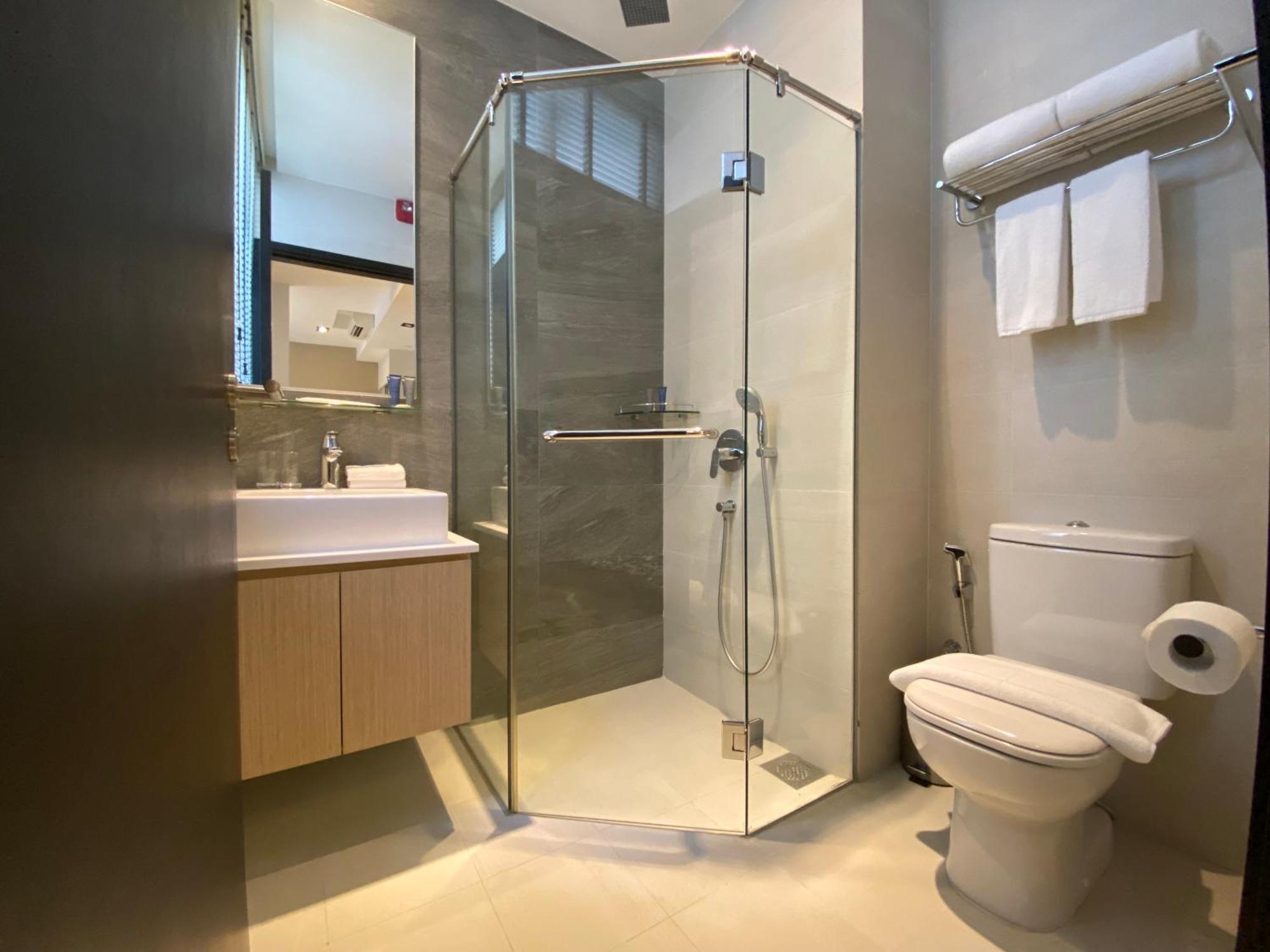 Momentus Serviced Residences Novena Singapura Luaran gambar